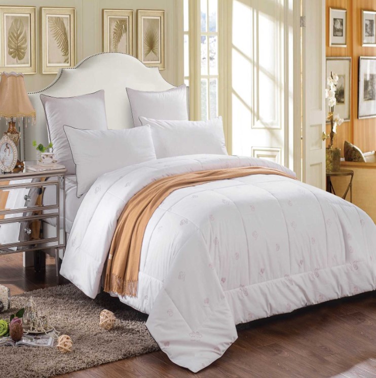 量身定制羊毛被,白酒促銷品出新意! 量身定制羊毛被,白酒促銷品出新意!