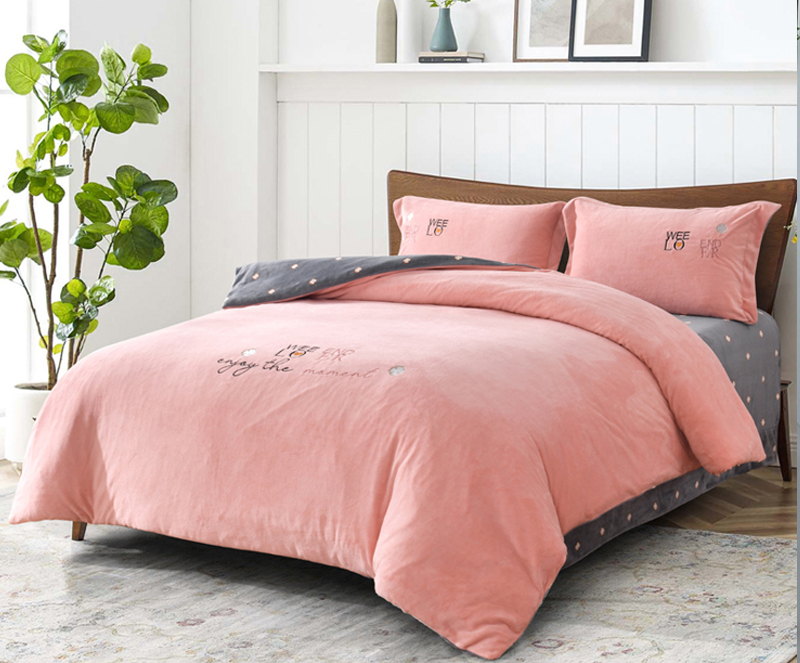 FN-Z8027 印加繡牛奶絨四件套 FN-Z8027 印加繡牛奶絨四件套